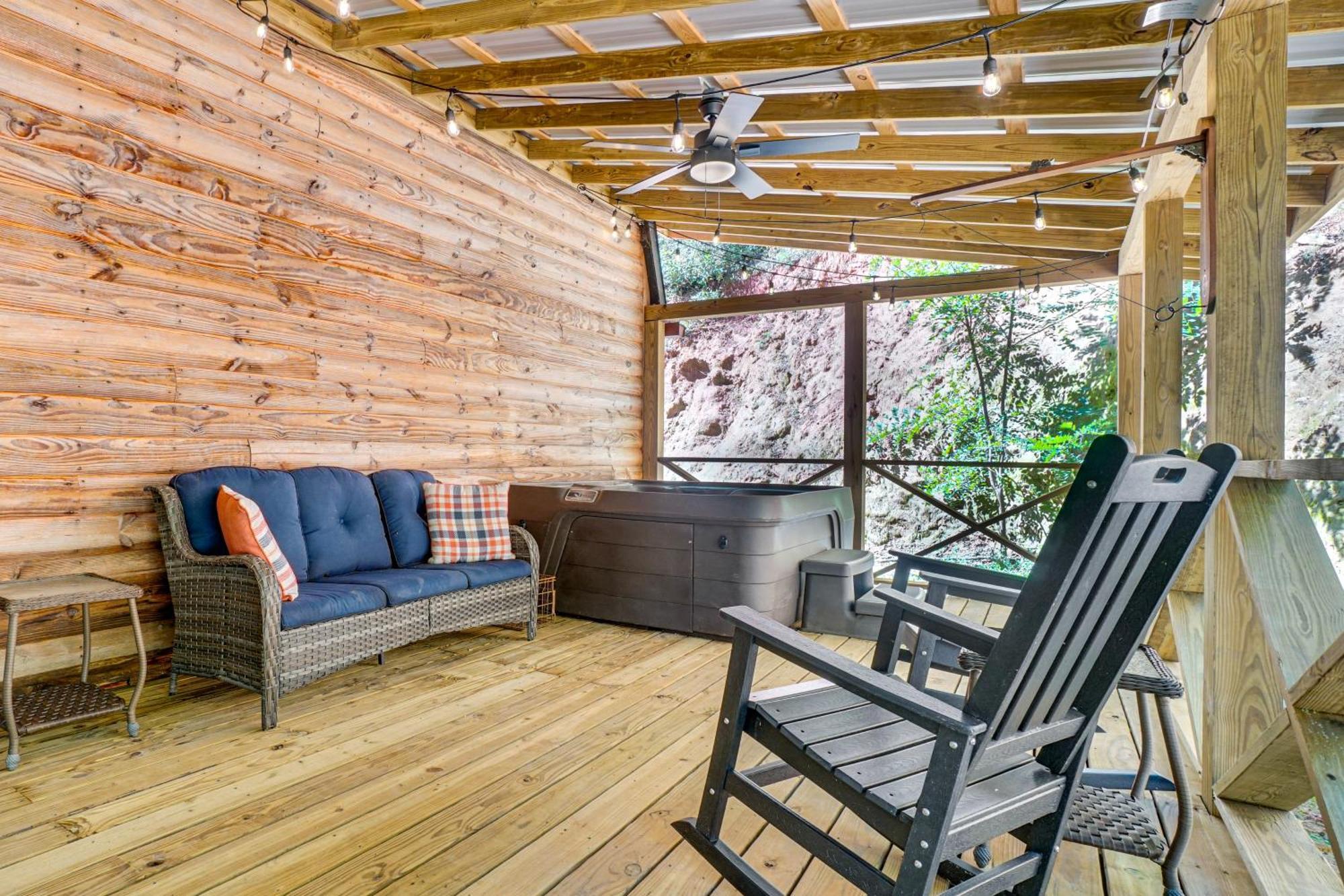 North Georgia Mtn Escape With Hot Tub And Games! Villa Sautee Nacoochee Exterior photo